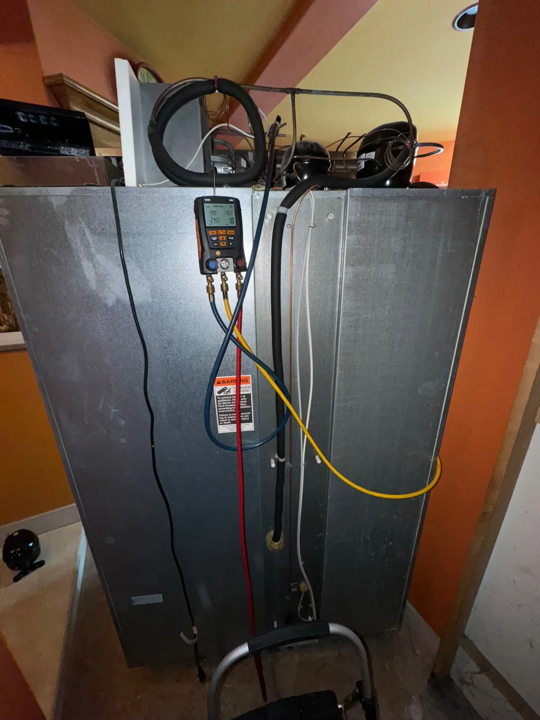 Refrigerator sealed system diagnostics